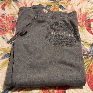 Hollister sweats